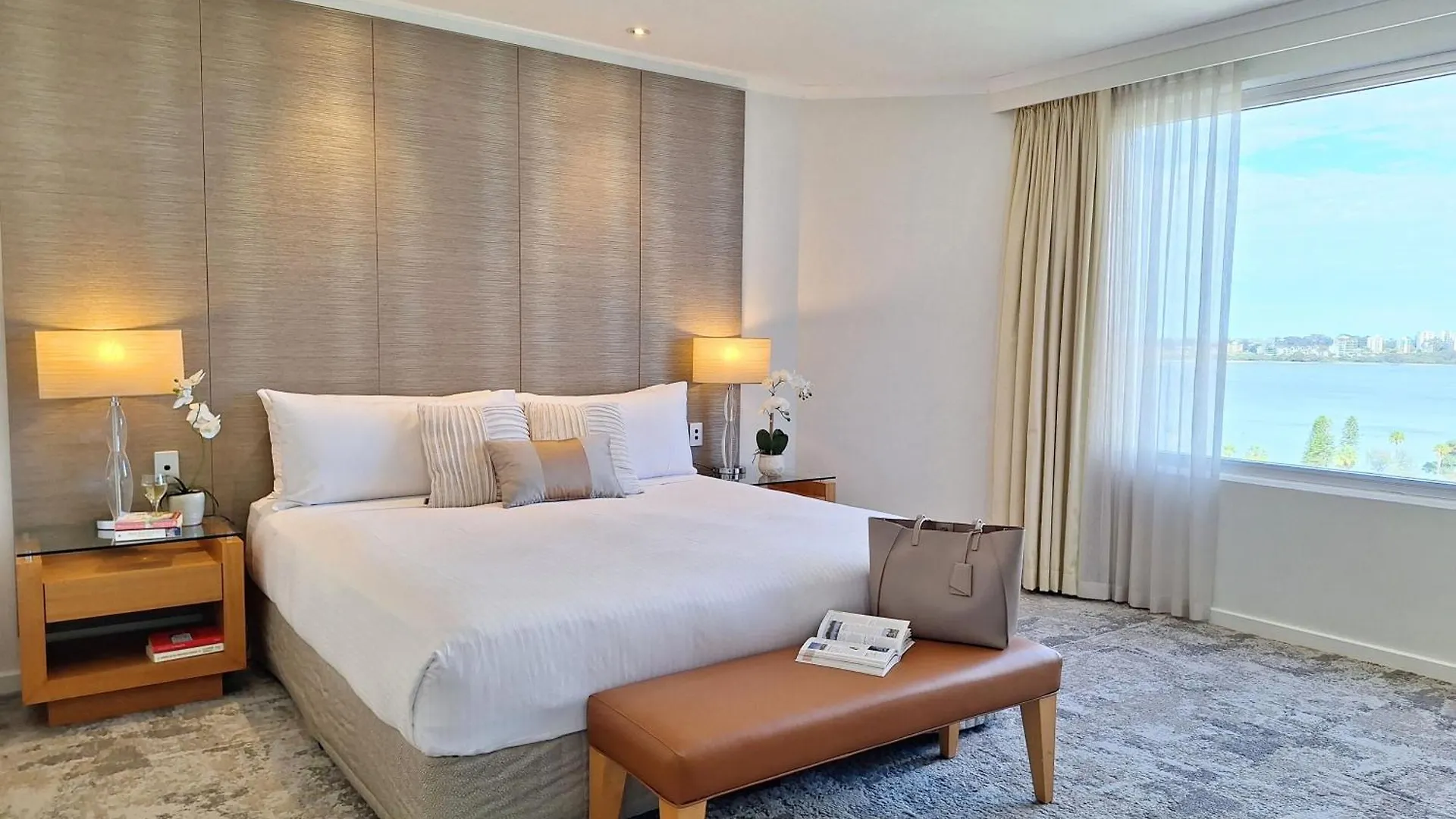 Hotel Residence On Langley Park Perth