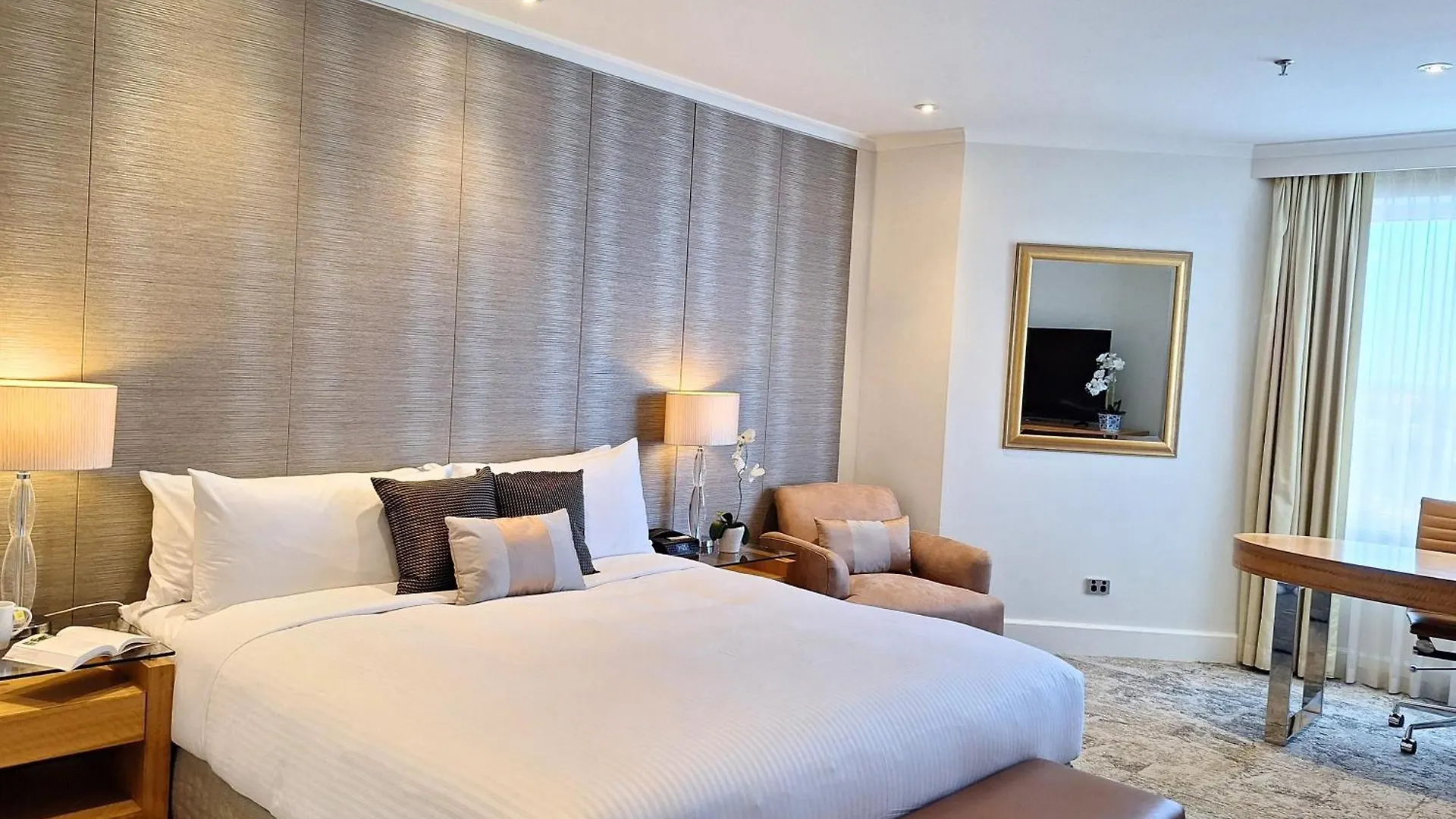 Hotel Residence On Langley Park Perth
