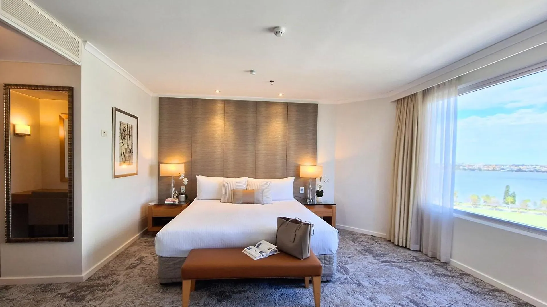 **** Hotel Residence On Langley Park Perth Australië