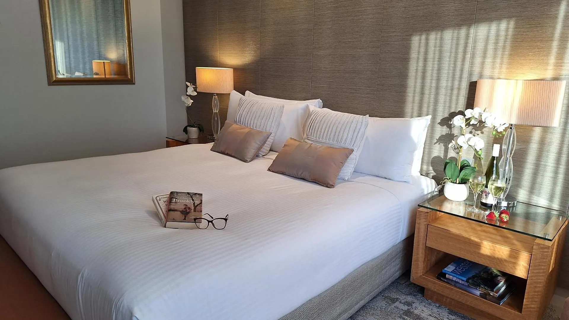Hotel Residence On Langley Park Perth