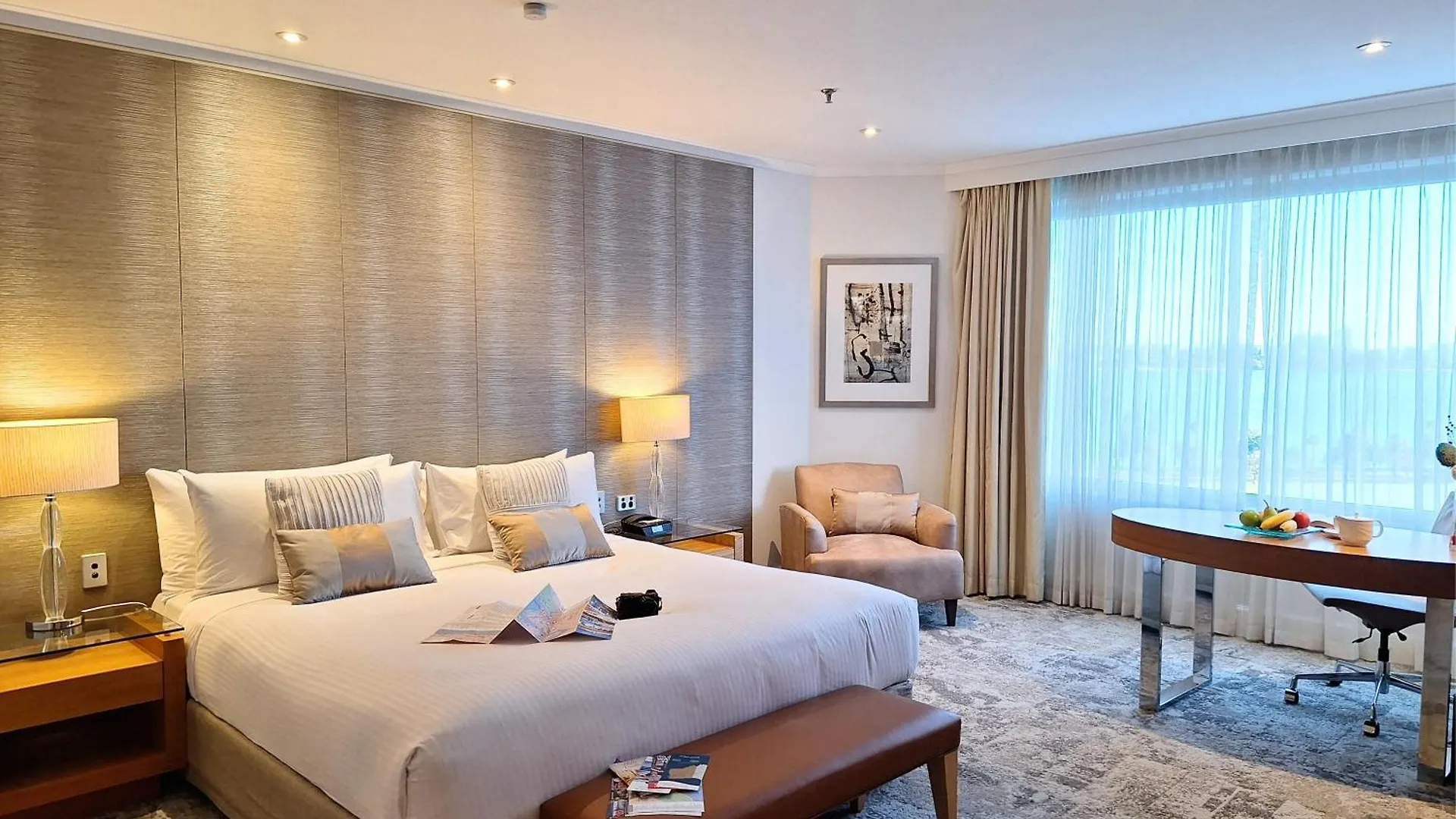 Residence On Langley Park Perth Hotel