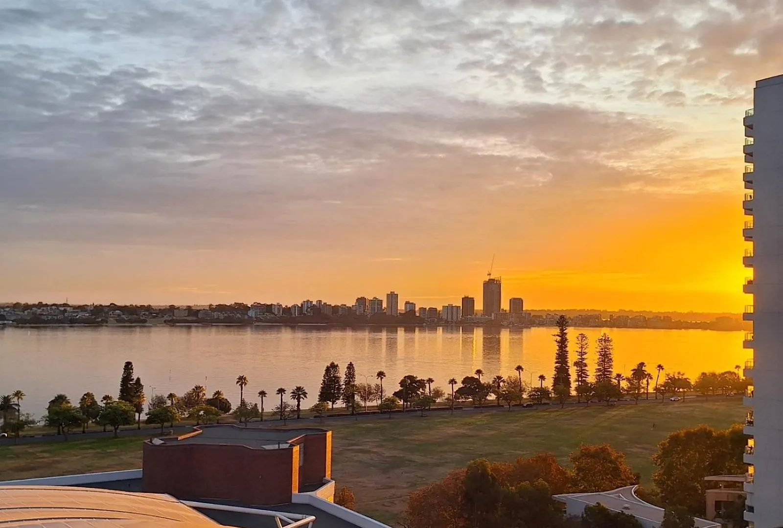 Hotel Residence On Langley Park Perth