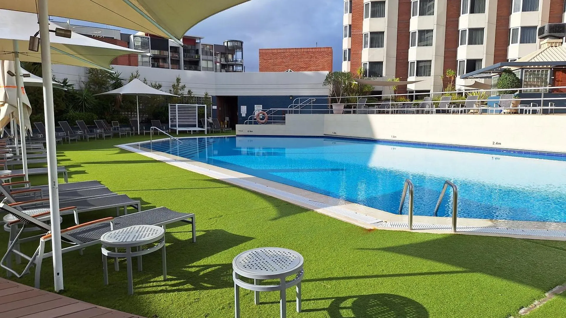 Residence On Langley Park Perth 4*,  Australië