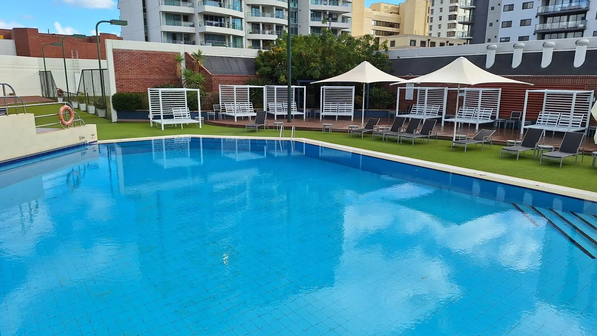 Residence On Langley Park Perth Hotel